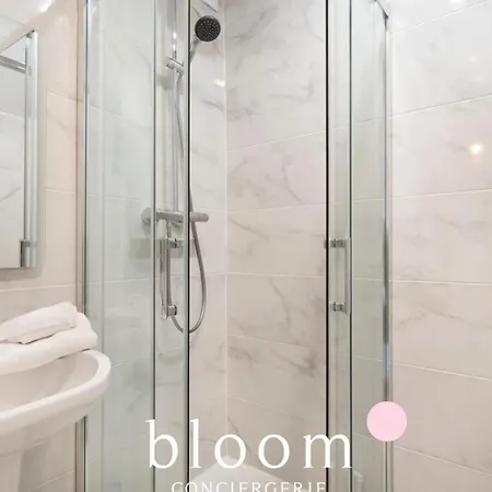 Face à La Gare Très Bel Appartamento *